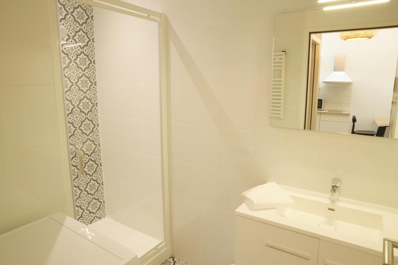 T2 Avec Verriere Situe En Hyper Centre Avec Wifi, Linge, Draps, Savons Et Serviettes Fournis Cognac Exterior foto